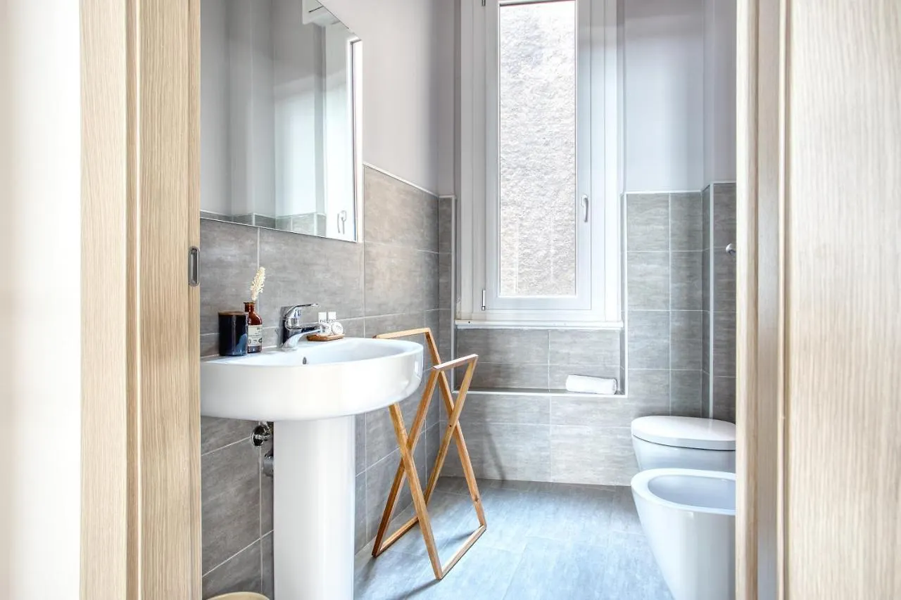 Joivy Chic Flat In The Center Apartment Milan