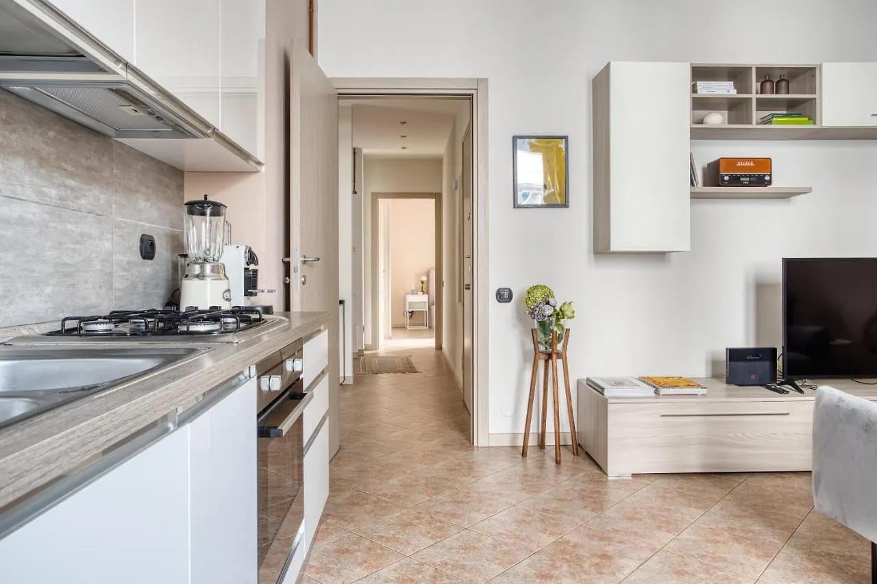 Joivy Chic Flat In The Center Apartment Milan 0*,