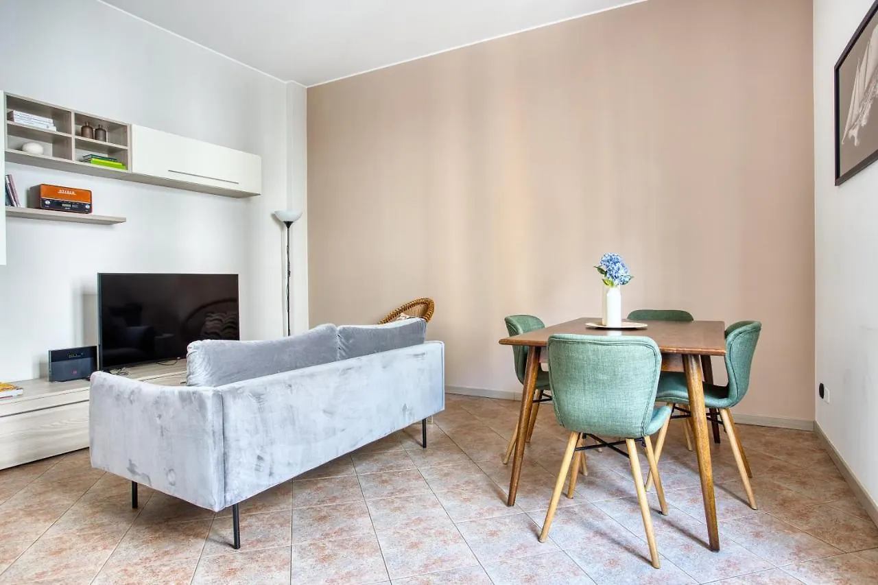 Joivy Chic Flat In The Center Apartment Milan